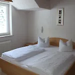 Wolf Retreat Im Lechtal Davor Appartementhaus Michaela アパート *