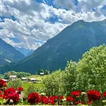 Wolf Retreat Im Lechtal Davor Appartementhaus Michaela アパート *