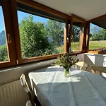 Wolf Retreat Im Lechtal Davor Appartementhaus Michaela アパート バッハ