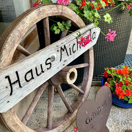 Appartementhaus Michaela Апартаменты Бах