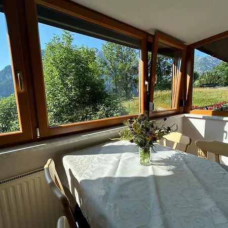 Wolf Retreat Im Lechtal Davor Appartementhaus Michaela Lägenhet Bach (Tyrol)
