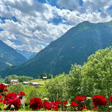 Wolf Retreat Im Lechtal Davor Appartementhaus Michaela شقة *