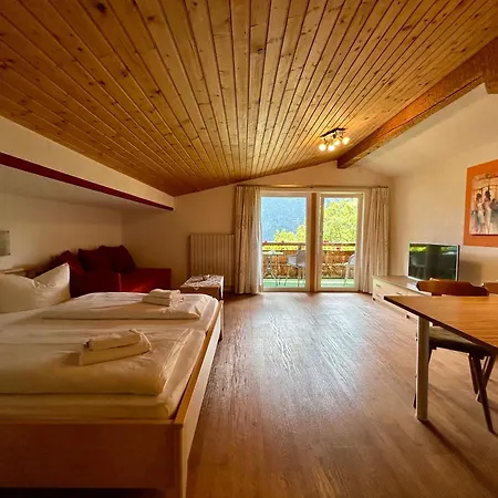 شقة Wolf Retreat Im Lechtal Davor Appartementhaus Michaela *