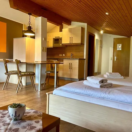 شقة Wolf Retreat Im Lechtal Davor Appartementhaus Michaela باخ