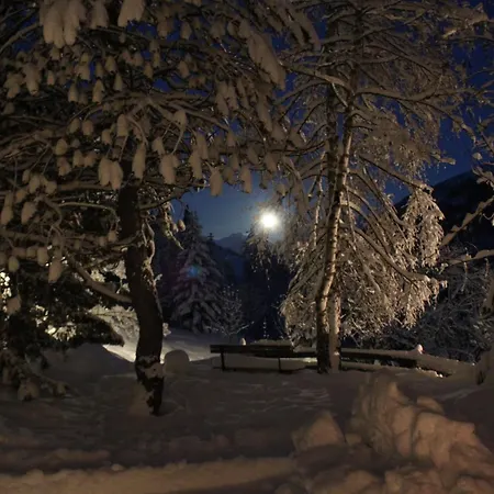 Wolf Retreat Im Lechtal Davor Appartementhaus Michaela Apartmán Bach (Tyrol)