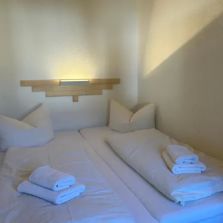 Wolf Retreat Im Lechtal Davor Appartementhaus Michaela Apartamento *
